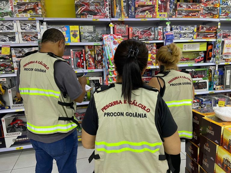 Pesquisa do Procon Goiânia identifica variação de até 300% em brinquedos para o Dia das Crianças 