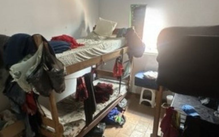 108 homens são resgatados em condições análogas à escravidão em fazenda de cana-de-açúcar em Vila Boa (GO)