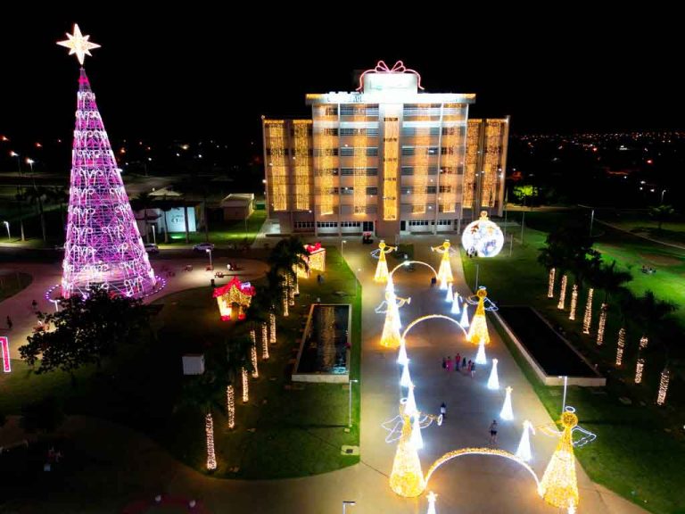 Prefeitura de Aparecida abre credenciamento para food trucks e atrações do Natal Aparecida 2025