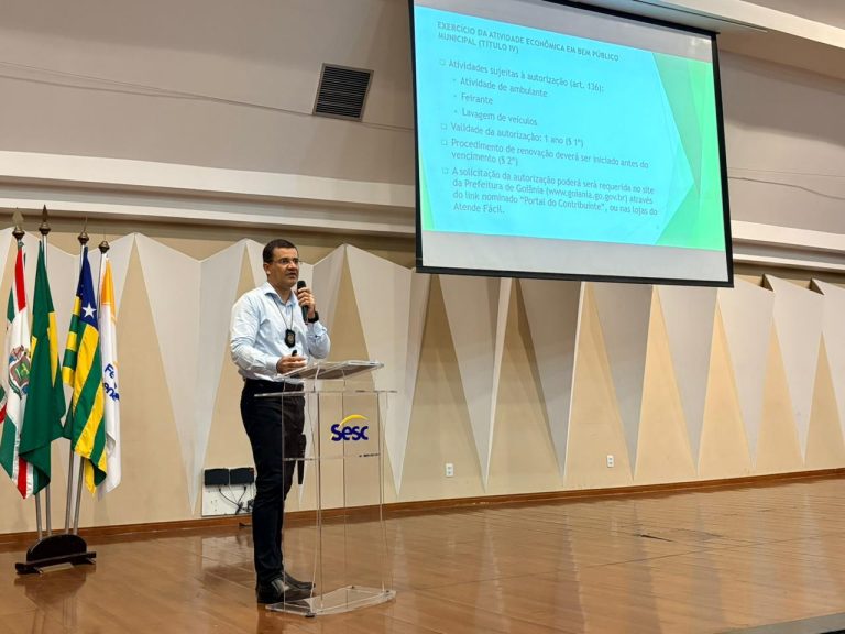 Prefeitura de Goiânia orienta ambulantes sobre como solicitar autorização para trabalho 