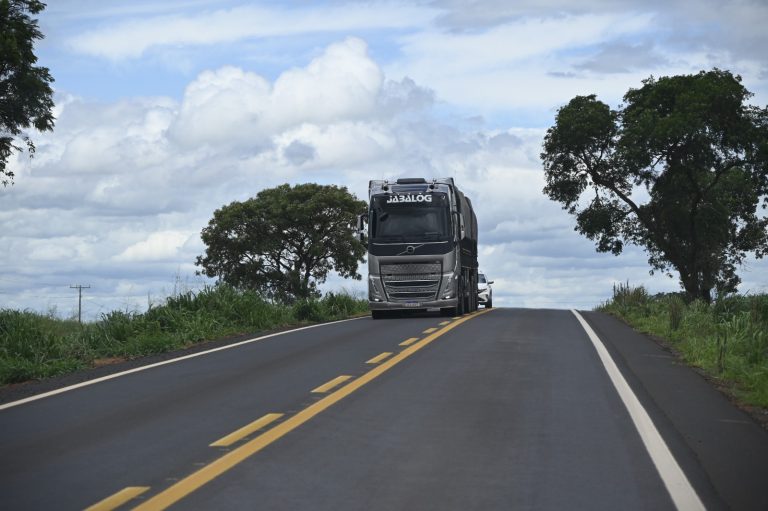Rodovias estaduais terão restrição para veículos de carga no feriado de Natal