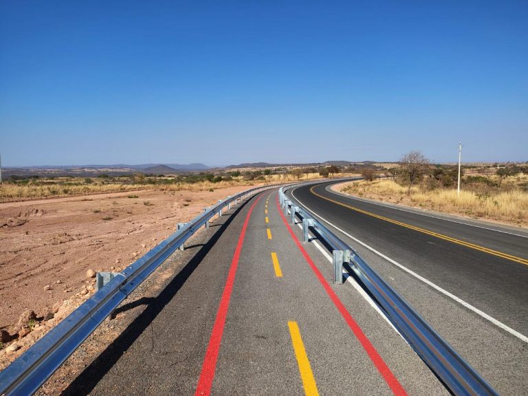 Governo de Goiás conclui pavimentação da GO-108 com ciclovia que leva ao Parque Estadual de Terra Ronca 