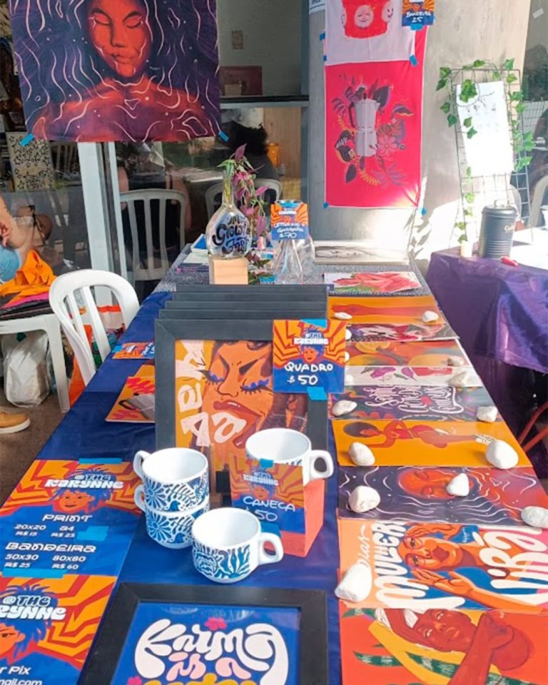 Escola de Artes Visuais realiza última rodada de oficinas gratuitas de 2025 com programação voltada à arte, identidade e processos criativos 