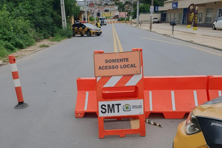Após fortes chuvas, Prefeitura de Goiânia bloqueia trecho da Marechal Rondon para obras emergenciais