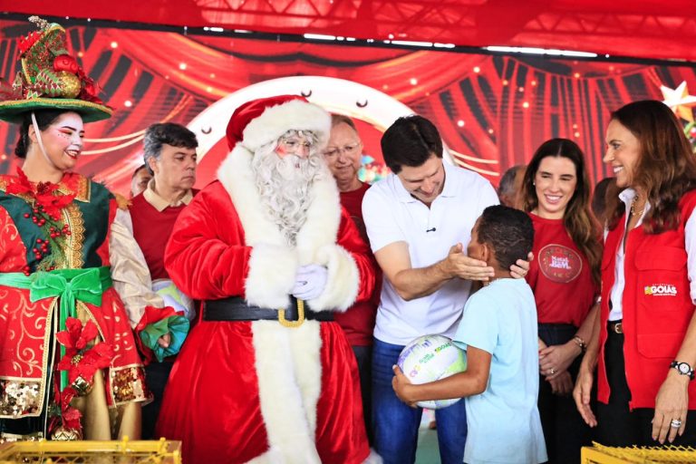 Governo de Goiás distribui 27 mil brinquedos a crianças em situação de vulnerabilidade em Aparecida de Goiânia 