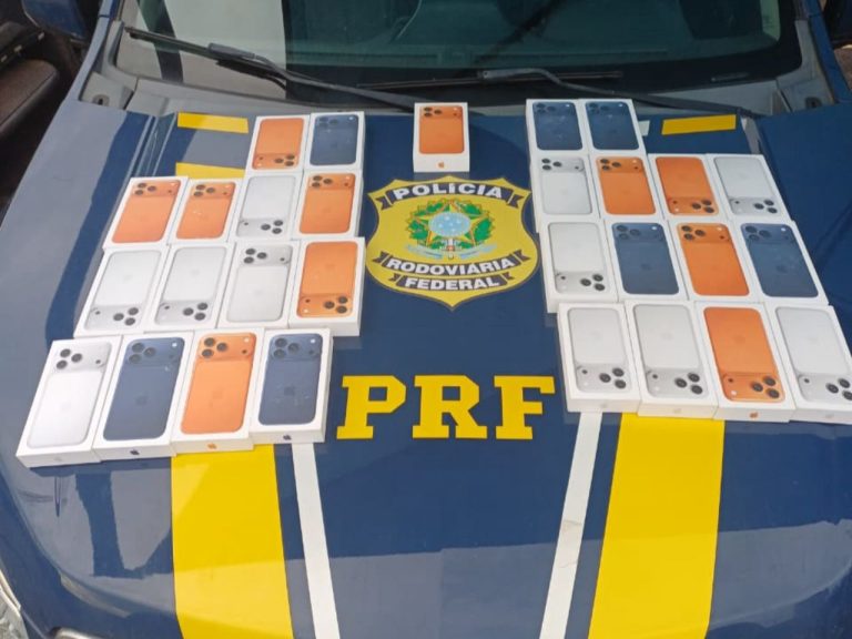PRF apreende 29 celulares sem nota fiscal durante fiscalização na BR-050, em Catalão 