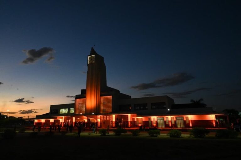 Prefeitura de Goiânia promove Pedal das Luzes em homenagem ao Natal e aos 100 anos do Art Déco 