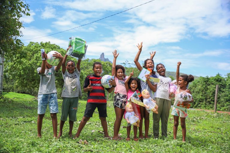 Governo de Goiás conclui entrega de 665 mil brinquedos da Campanha Natal do Bem em todos os municípios 
