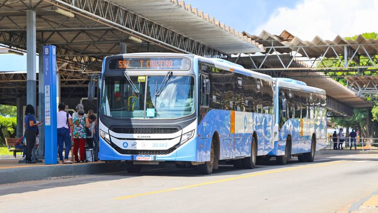 Motoristas da Rápido Araguaia anunciam paralisação nesta segunda por atraso salarial