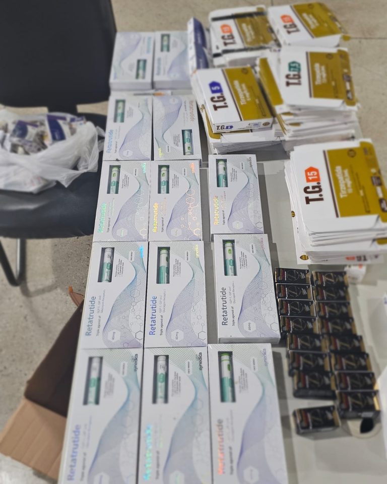 Polícia Civil apreende grande quantidade de medicamentos para emagrecimento sem registro em casa de Goiânia
