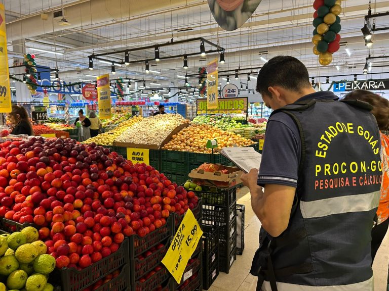 Procon Goiás identifica variação de até 470% nos preços de itens da ceia de Natal