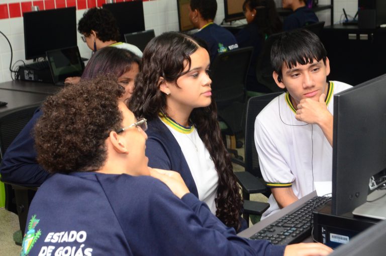 Escolas do Futuro de Goiás oferecem 647 vagas para cursos técnicos gratuitos de nível médio