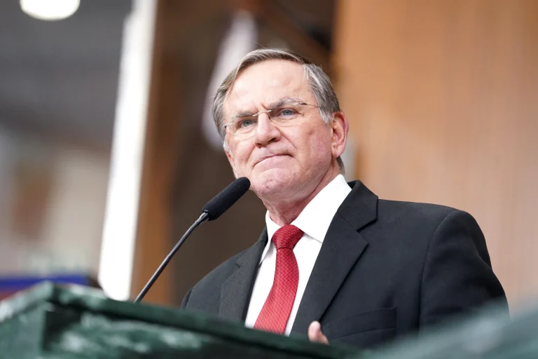 Deputado Antônio Gomide (PT-GO) sofre acidente na BR-060 e é levado para hospital em Anápolis 