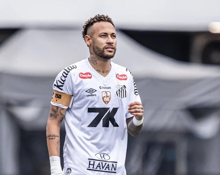 Santos renova contrato de Neymar até dezembro de 2026