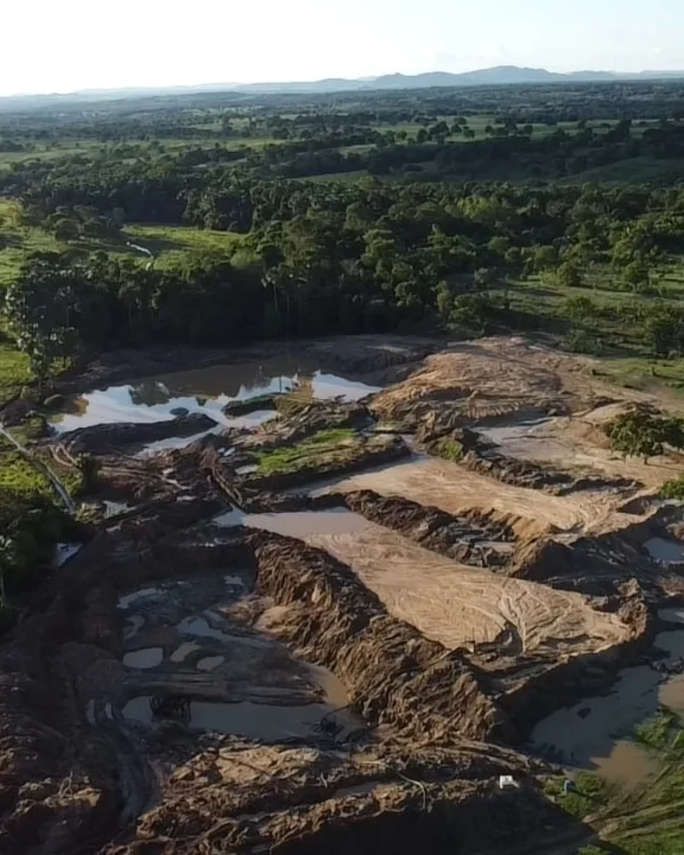 Polícia Civil de Goiás rende quatro pessoas por garimpo ilegal e crimes ambientais em Faina