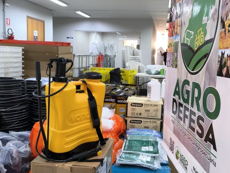 Governo de Goiás reforça combate à influenza aviária com novos EPIs e insumos para a Agrodefesa