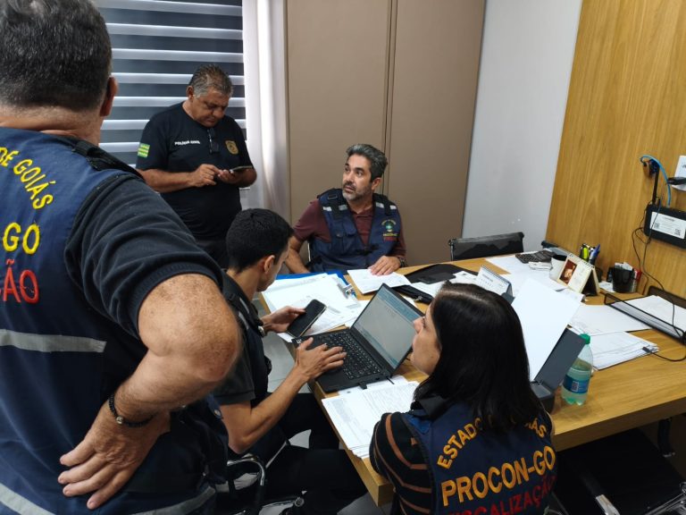 Operação fiscaliza distribuidoras de combustíveis em Senador Canedo após alta no preço do diesel