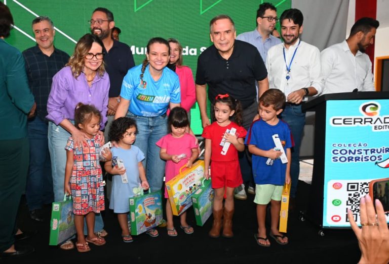 Sandro Mabel entrega equipamentos de laserterapia e reforça ações de saúde bucal em Goiânia 