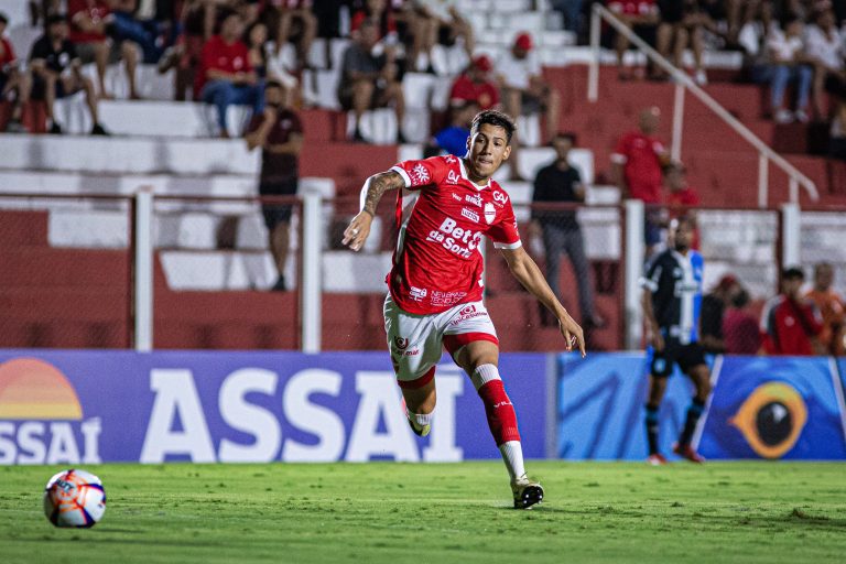 Vila Nova manda elenco sub-20 para enfrentar o Araguaína.