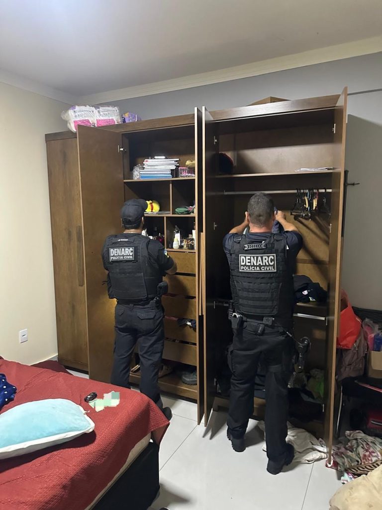 Operação conjunta das Polícias Civis de Goiás e do DF mira grupo que movimentou R$ 60 milhões