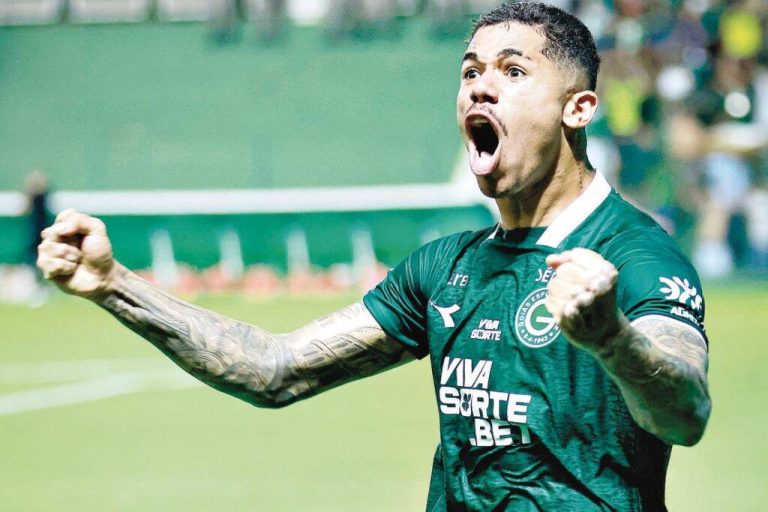 Goiás perde lateral Diego Caito por três semanas após cirurgia de apendicite