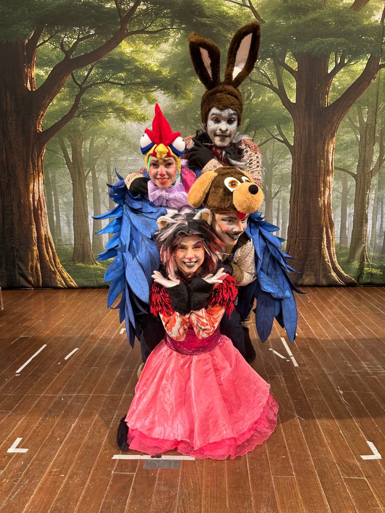 Domingo Tem Teatro leva espetáculo infantil, recreação e espaço pet à Rua do Lazer neste domingo (31) em Goiânia