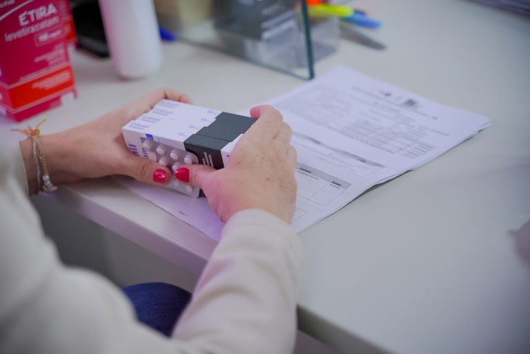 Governo de Goiás amplia acesso a medicamentos de alto custo para mais de 140 mil pacientes
