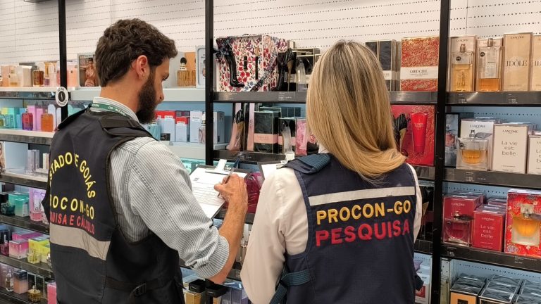 Pesquisa do Procon Goiás aponta variação de até 260% no preço de presentes em Goiânia