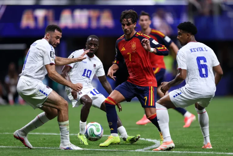 Espanha tropeça diante de Cabo Verde e Uruguai empata com a Arábia Saudita na abertura do Grupo H