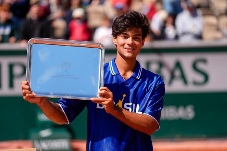 Goiano Guto Miguel conquista título inédito e se torna o 1º brasileiro campeão juvenil de Roland Garros