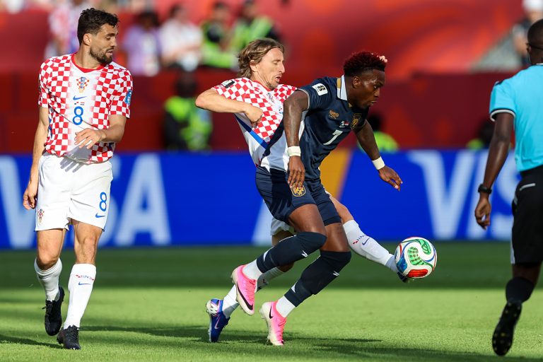 Croácia vence Panamá, Inglaterra e Gana empatam e Grupo L fica aberto na Copa do Mundo