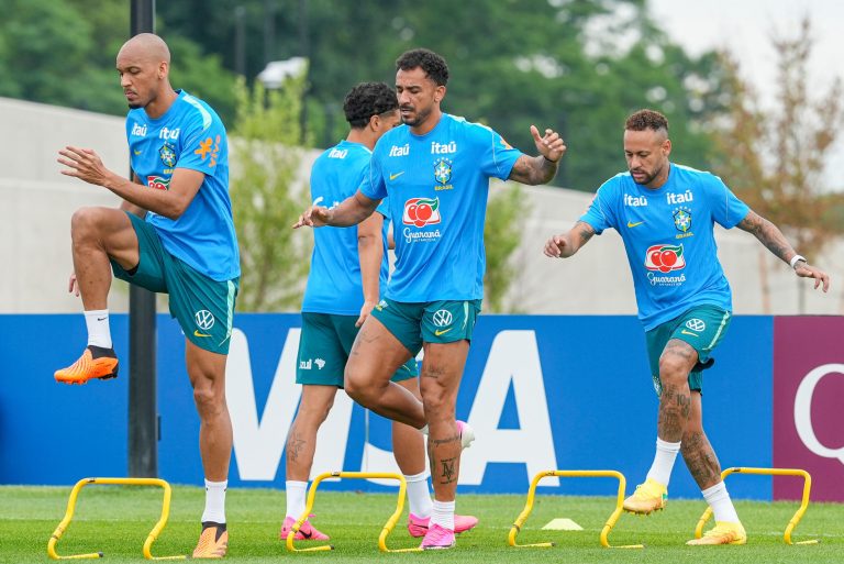Seleção Brasileira encerra preparação para duelo contra o Japão nesta segunda-feira, às 14h, em Houston