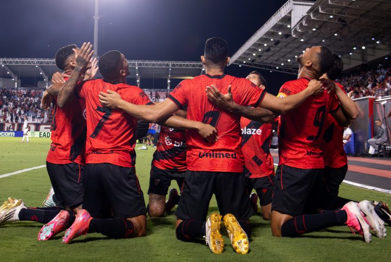 Atlético-GO tem transfer ban retirado pela FIFA e libera registro de oito reforços