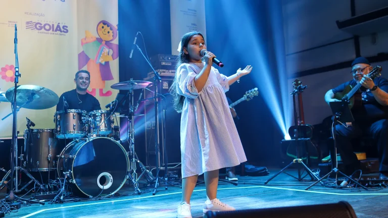 Canto da Primavera Kids reúne 60 crianças e adolescentes em Pirenópolis