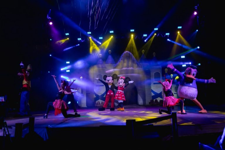 Goiânia recebe Disney Magic Show com personagens, música e efeitos especiais no dia 30 de agosto 