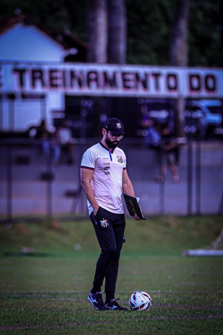 Anápolis vence duas seguidas e deixa zona de rebaixamento na Série C