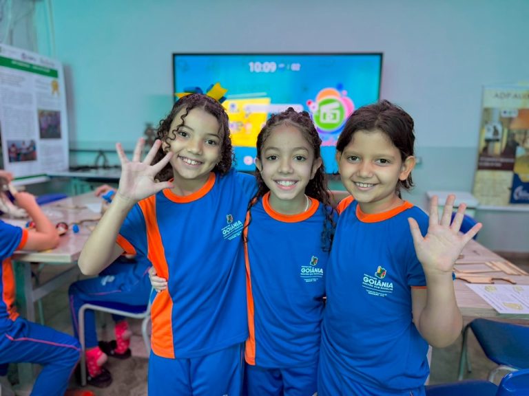 Escola municipal de Goiânia recebe representantes da Unesco para conhecer ações de sustentabilidade