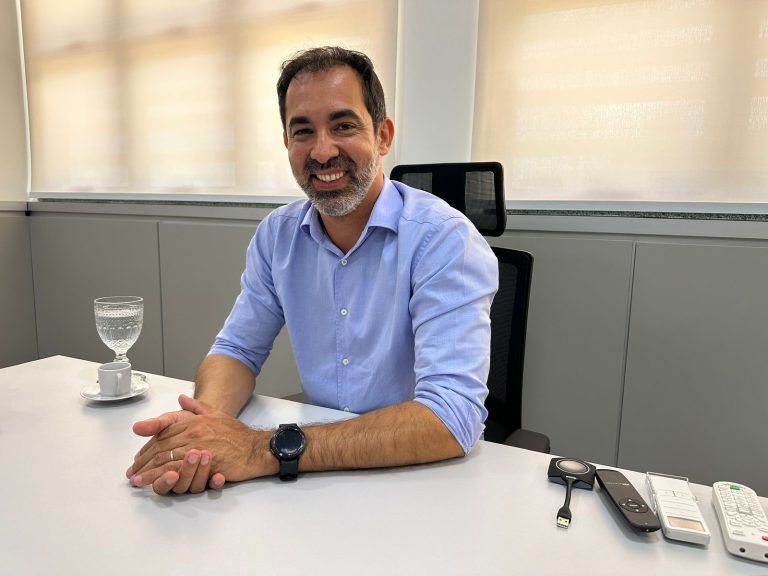 Prefeito Fernando Pellozo destaca crescimento de Senador Canedo e fala sobre novo hospital