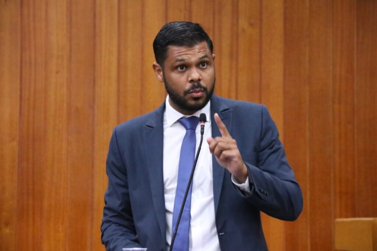 Pesquisa mostra Romário Policarpo como nome mais citado para deputado estadual em Goiânia e região, seguido por Sargento Novandir e Paulin Vai Nele