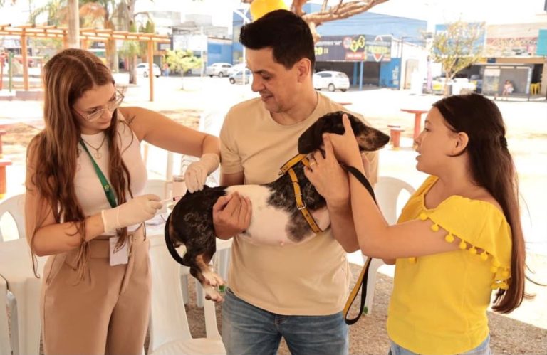 Aparecida terá Dia D de vacinação contra a raiva para cães e gatos em 19 de setembro
