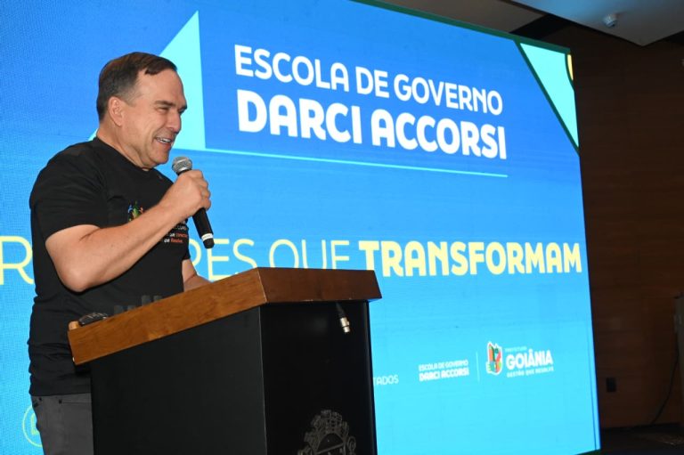 Mabel retoma Escola de Governo Darci Accorsi e anuncia medidas para valorizar servidores de Goiânia