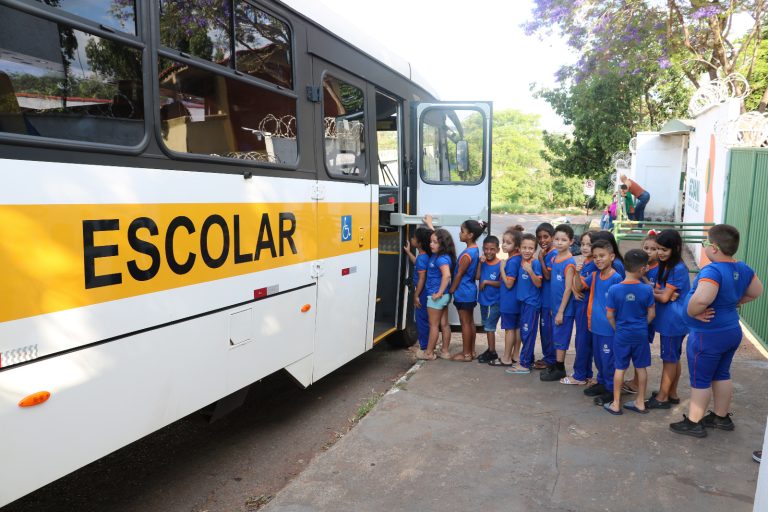 Prefeitura de Goiânia oferece transporte escolar gratuito a 1.937 alunos