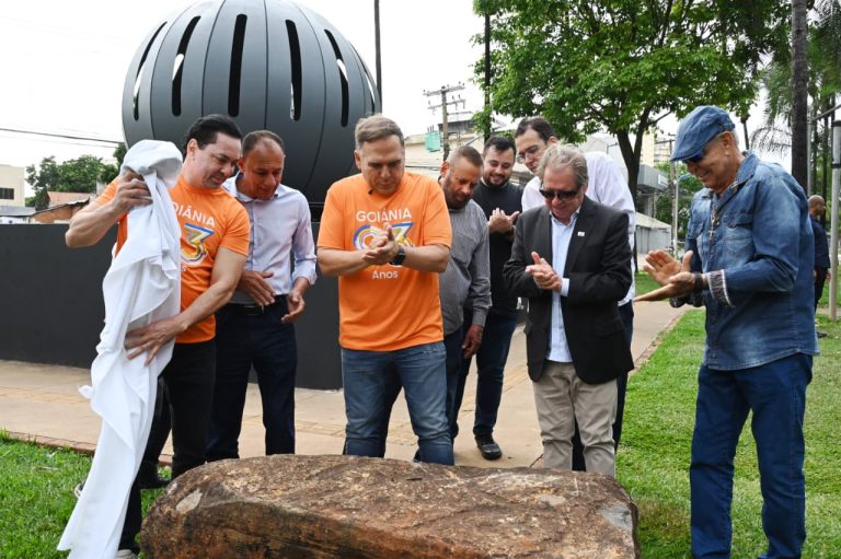 Prefeitura de Goiânia entrega revitalização de monumentos históricos no Bosque dos Buritis