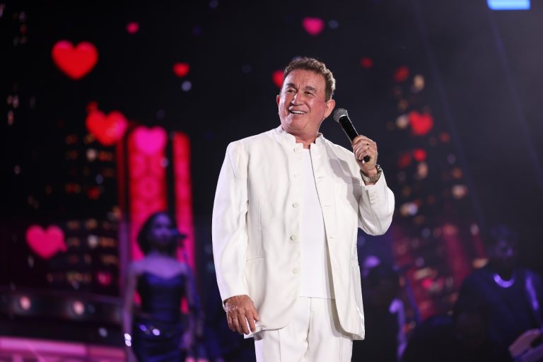 Amado Batista se apresenta de graça na Região Noroeste de Goiânia nesta sexta-feira (23)